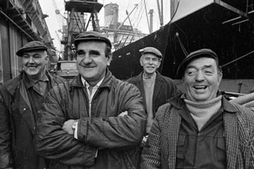 smiling dockers