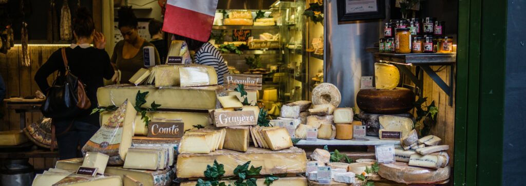Etal de fromages français