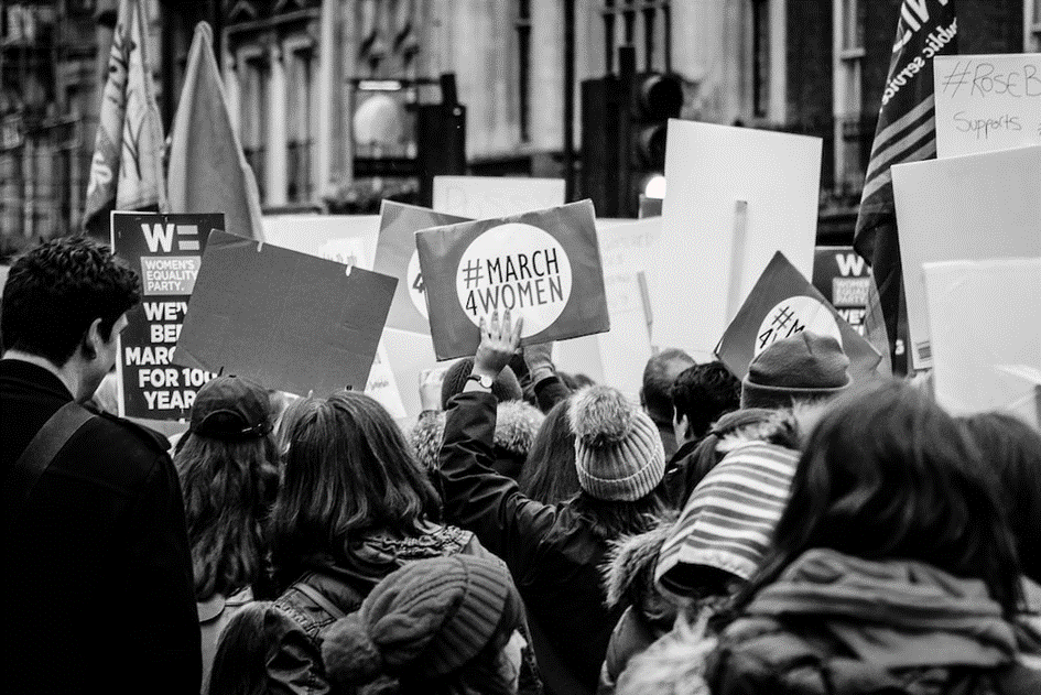 Naming des organisations luttant pour les droits des femmes 